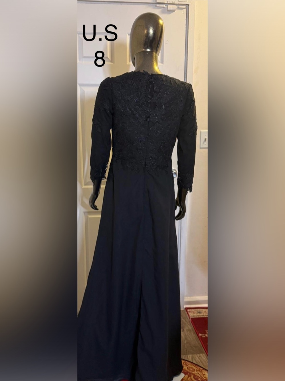 Elegant Black Lace Long-Sleeve Dress